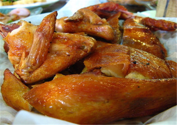 王老三燒雞，傳承百年好味道