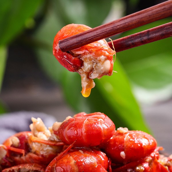 男女吃小龍蝦,有什么不同點 男女吃小龍蝦,有什么不同點